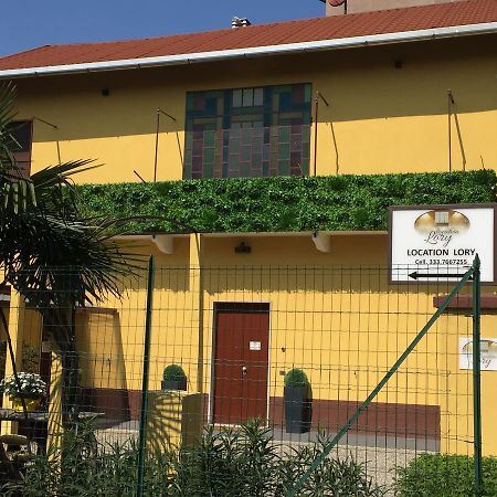 Location Lory Hotel Busto Arsizio Bagian luar foto