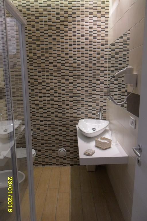 Location Lory Hotel Busto Arsizio Bagian luar foto