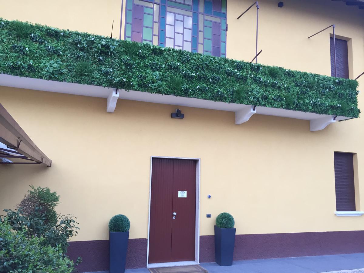 Location Lory Hotel Busto Arsizio Bagian luar foto