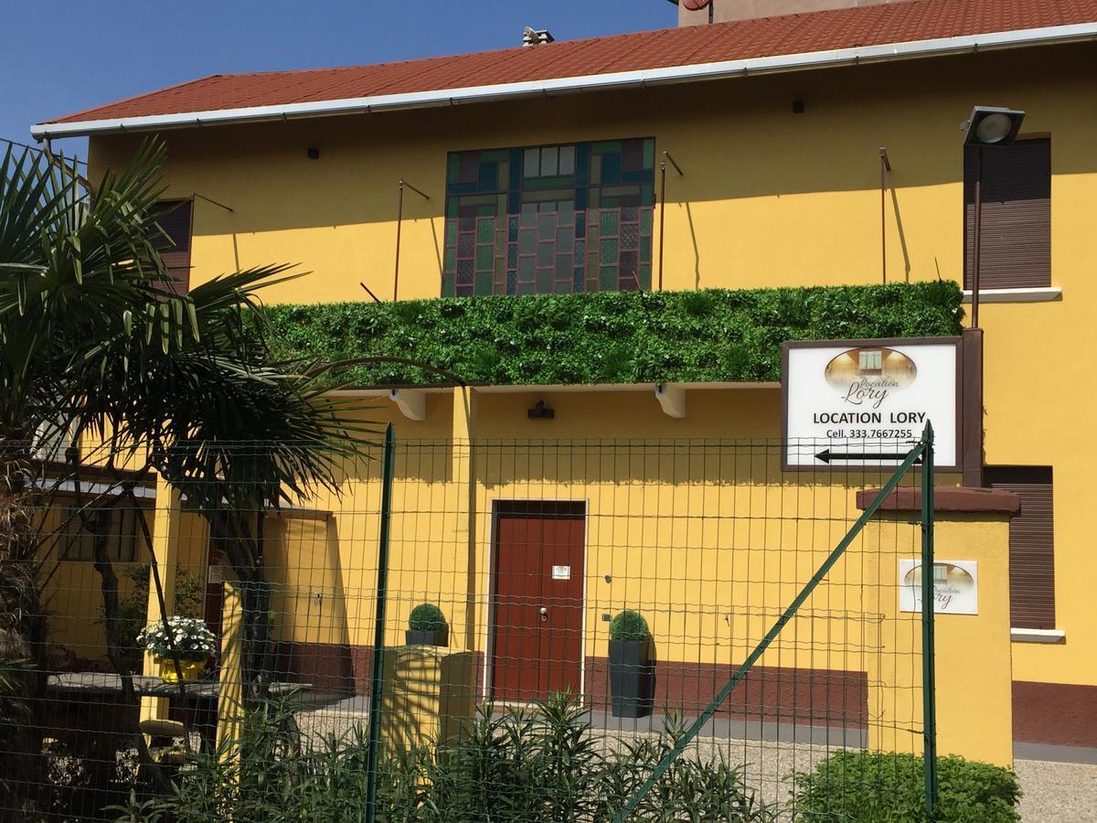 Location Lory Hotel Busto Arsizio Bagian luar foto